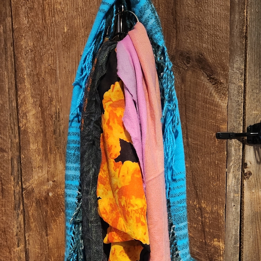Scarfs